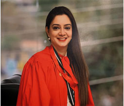 Dr. Amna Khawar