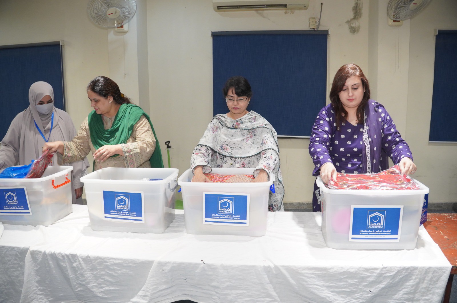 AlkhidmatFloodDriveLC1.jpg - 314.13 kB