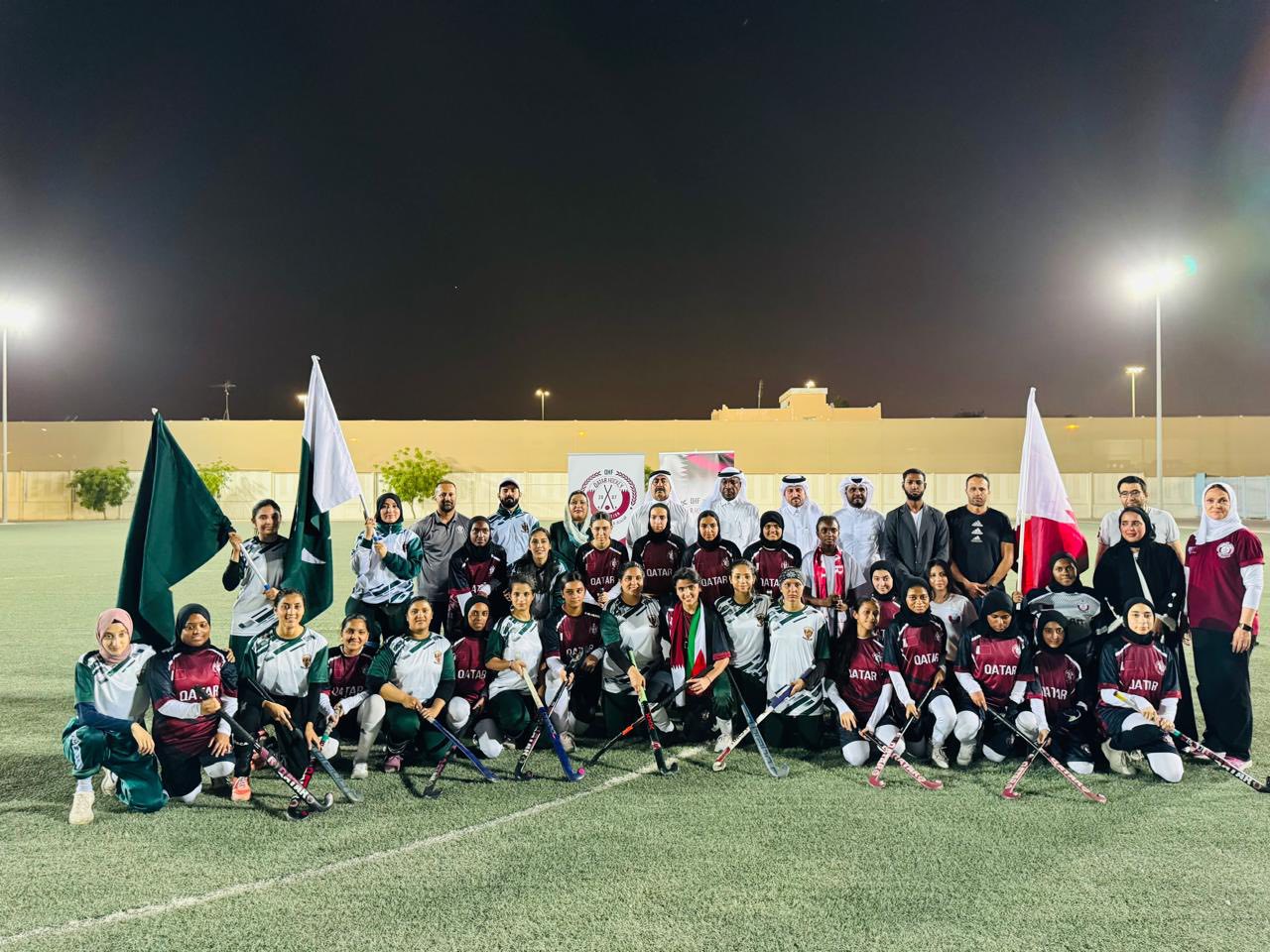 HockeyLCqatar4.jpg - 230.76 kB