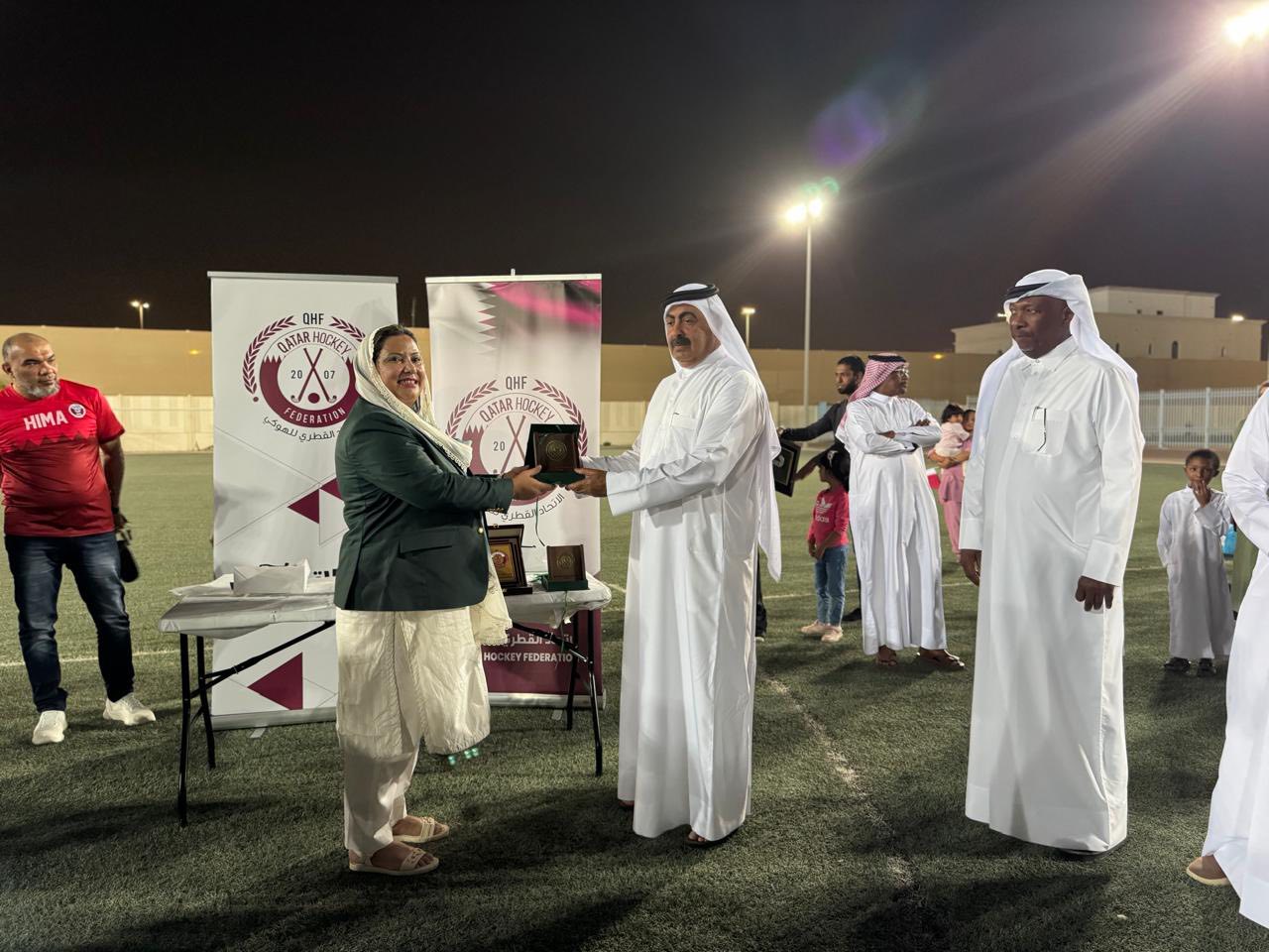 HockeyLCqatar5.jpg - 182.79 kB