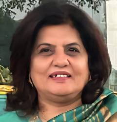 Dr. Alliya Qamar
