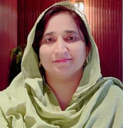 Dr. Farah Anjum