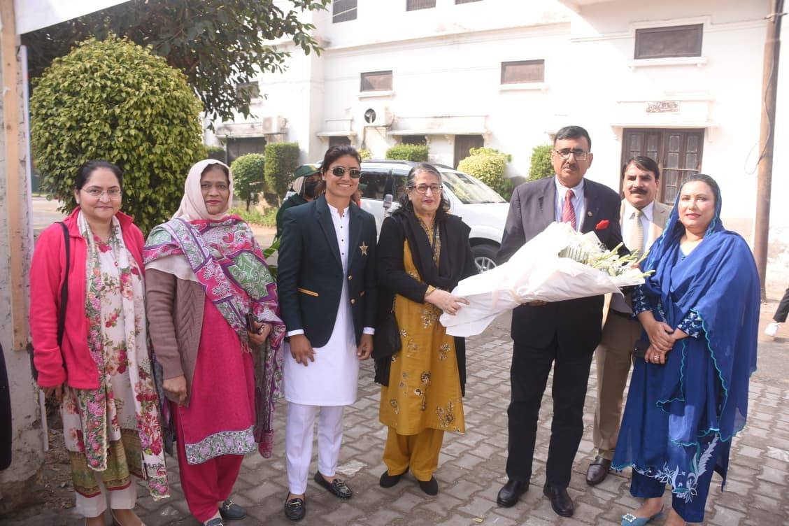 basantSportsFestLCWU2.jpg - 117.63 kB