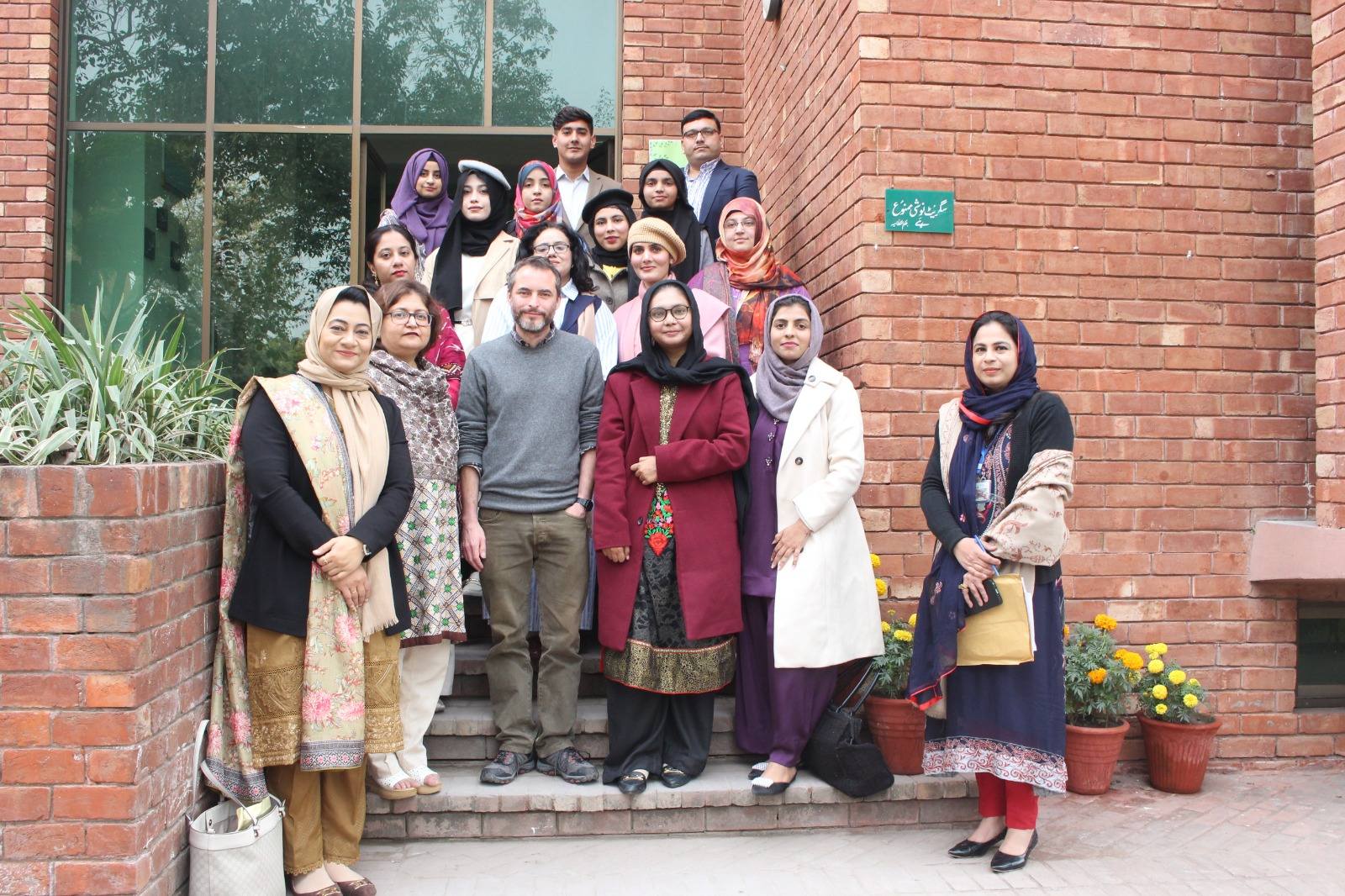 FrenchCulturalDay1.jpg - 309.05 kB