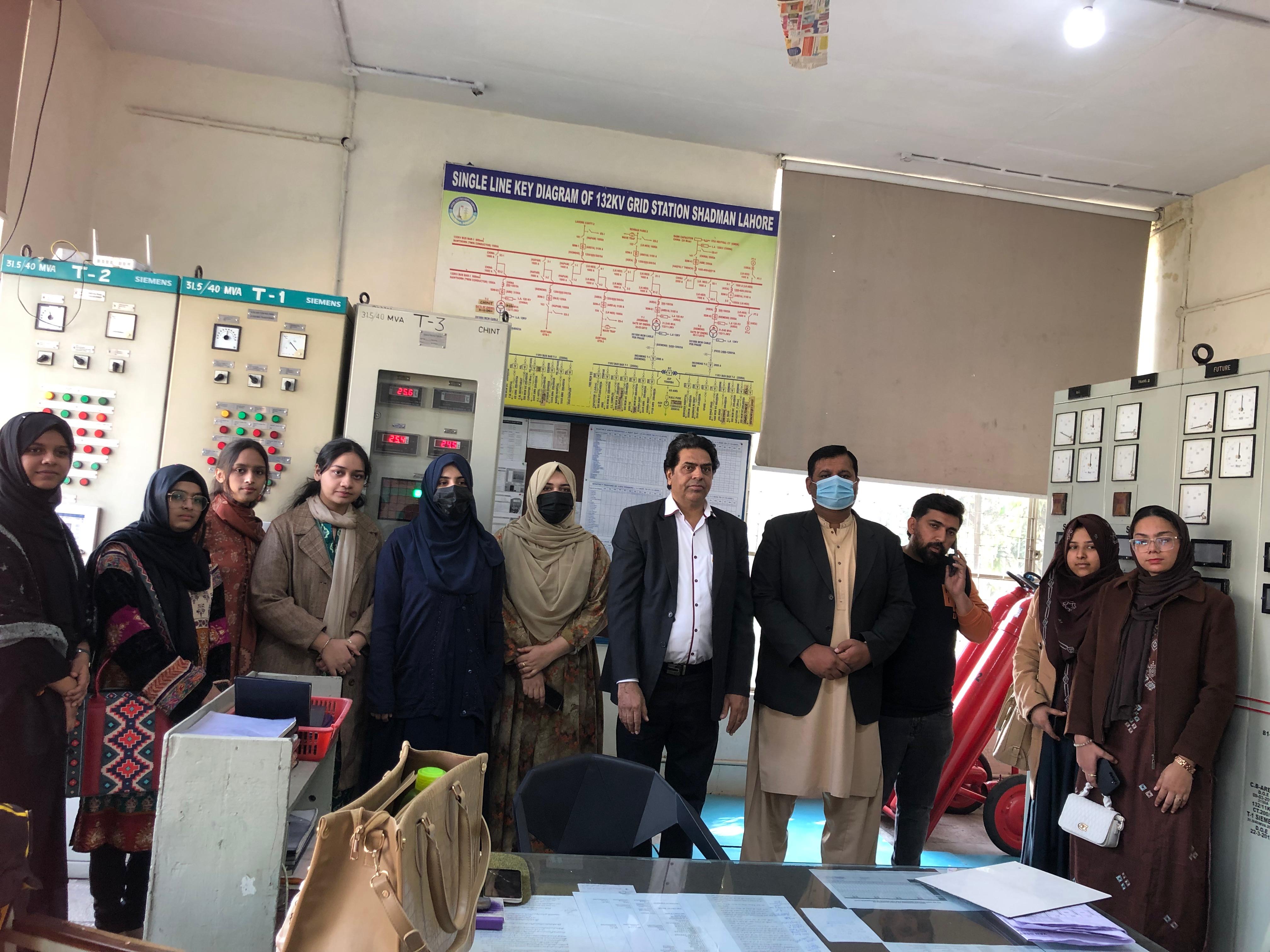 Tour_pic3.jpeg - 973.54 kB